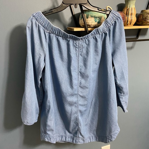 Altar’d State Off the Shoulder Chambray Top- M - Picture 3 of 4